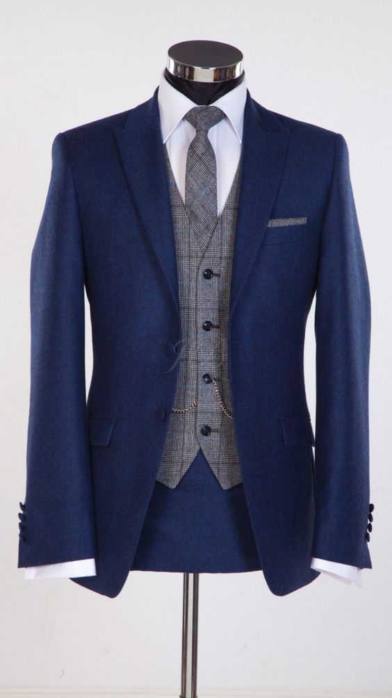 How to Match a Grey Waistcoat With Navy Suit | AGR